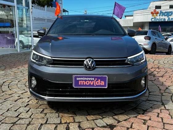 VOLKSWAGEN VIRTUS 1.0 200 TSI HIGHLINE AUTOMÁTICO